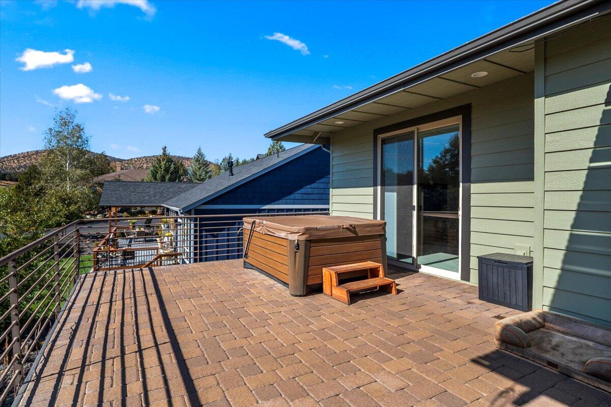 Eagle Crest - Residential