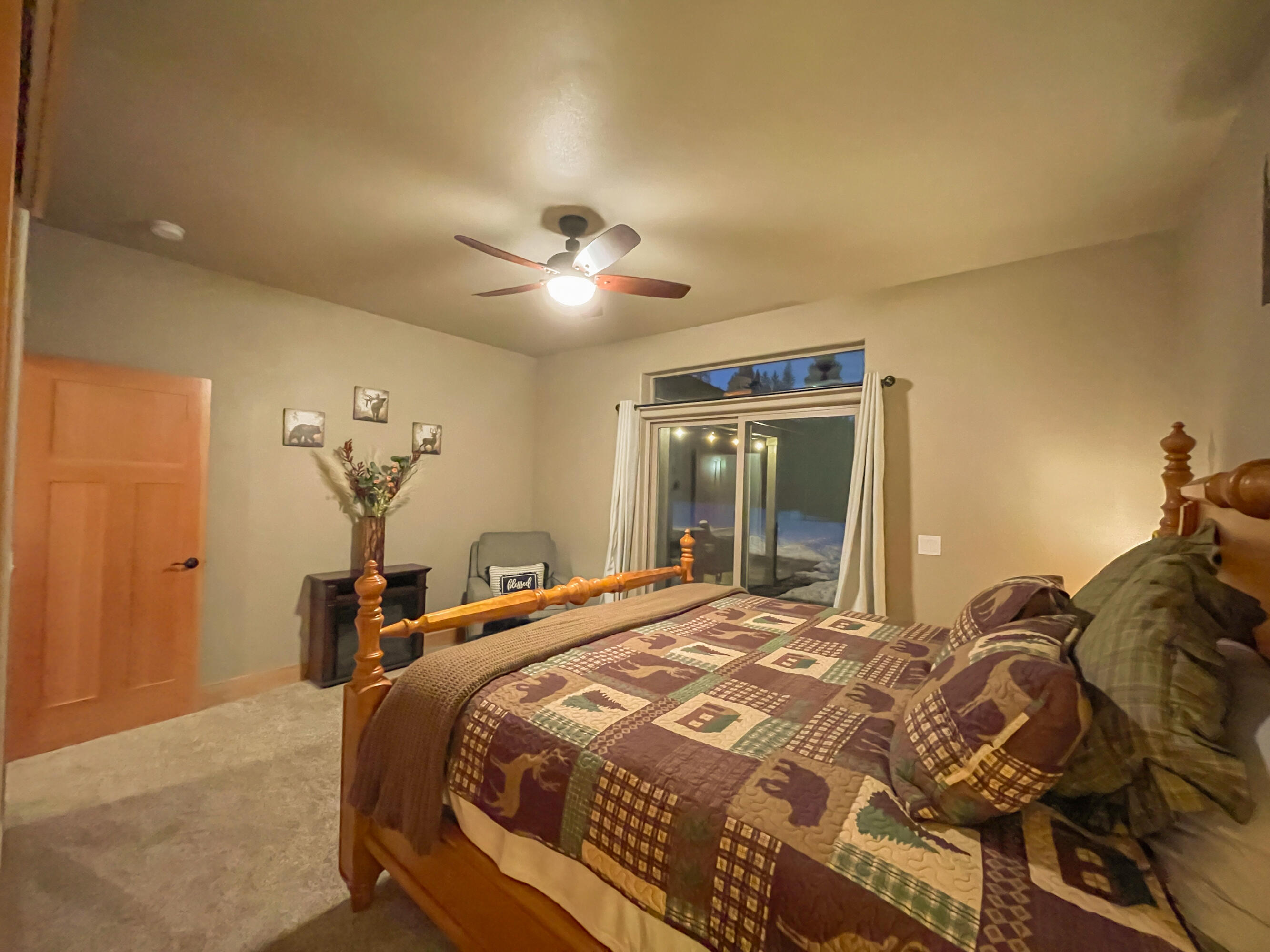 Pinewood Country Est - Residential