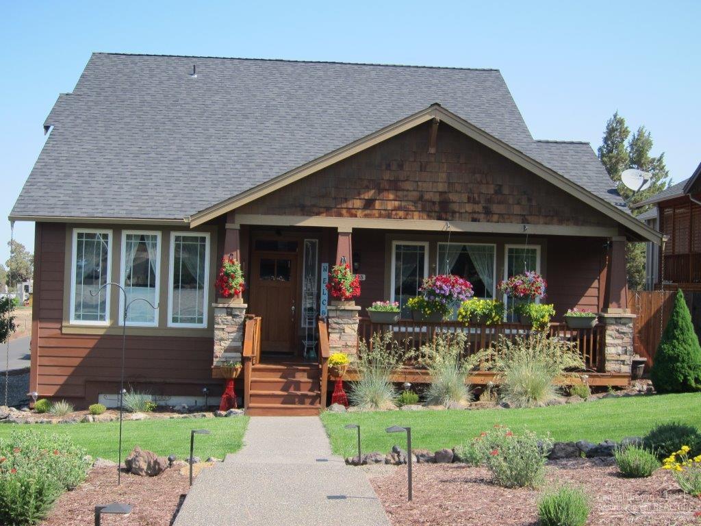 Thoroughly updated & meticulously maintained. Everything in this home is pristine, tidy & turn-key, just waiting for you.Vaulted ceilings, gas fireplace, great room layout with a den/office & main level master.The kitchen has lots of storage, all new appliances & an island/eating bar. New interior paint, carpet, blinds & landscaping plus a new private deck & pergola for your enjoyment. Come and sit on the welcoming front porch as you enjoy the mountain views.This is the next place you'll want to call HOME!