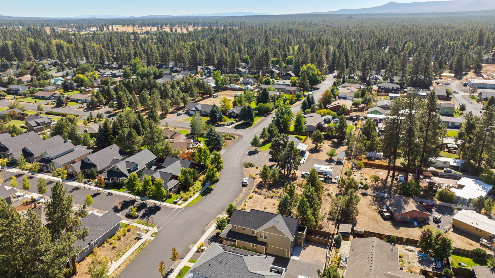 SaddleStone - Residential