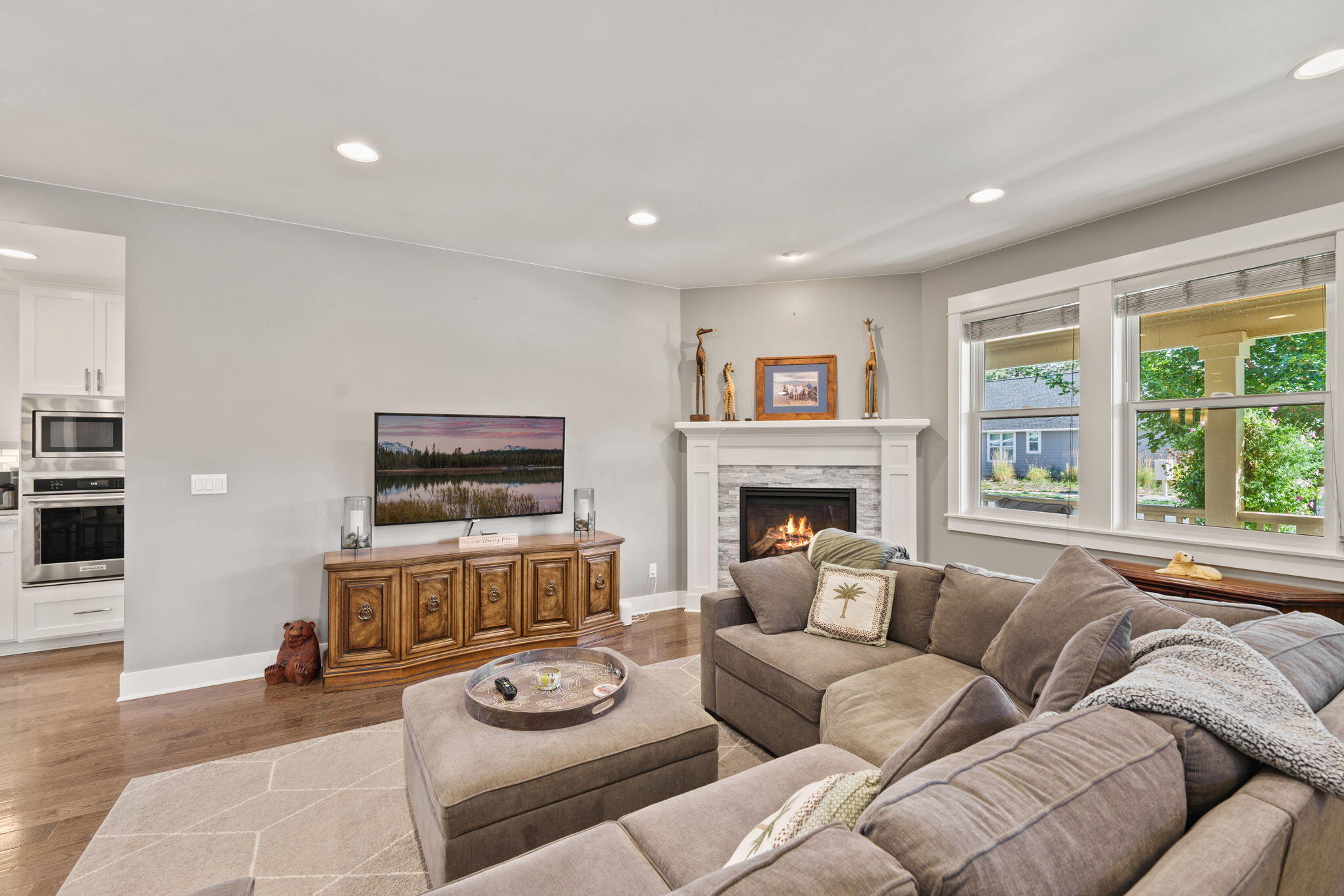 SaddleStone - Residential