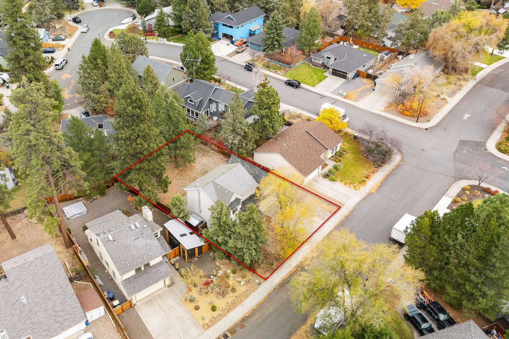 Deer Pointe Village - Residential