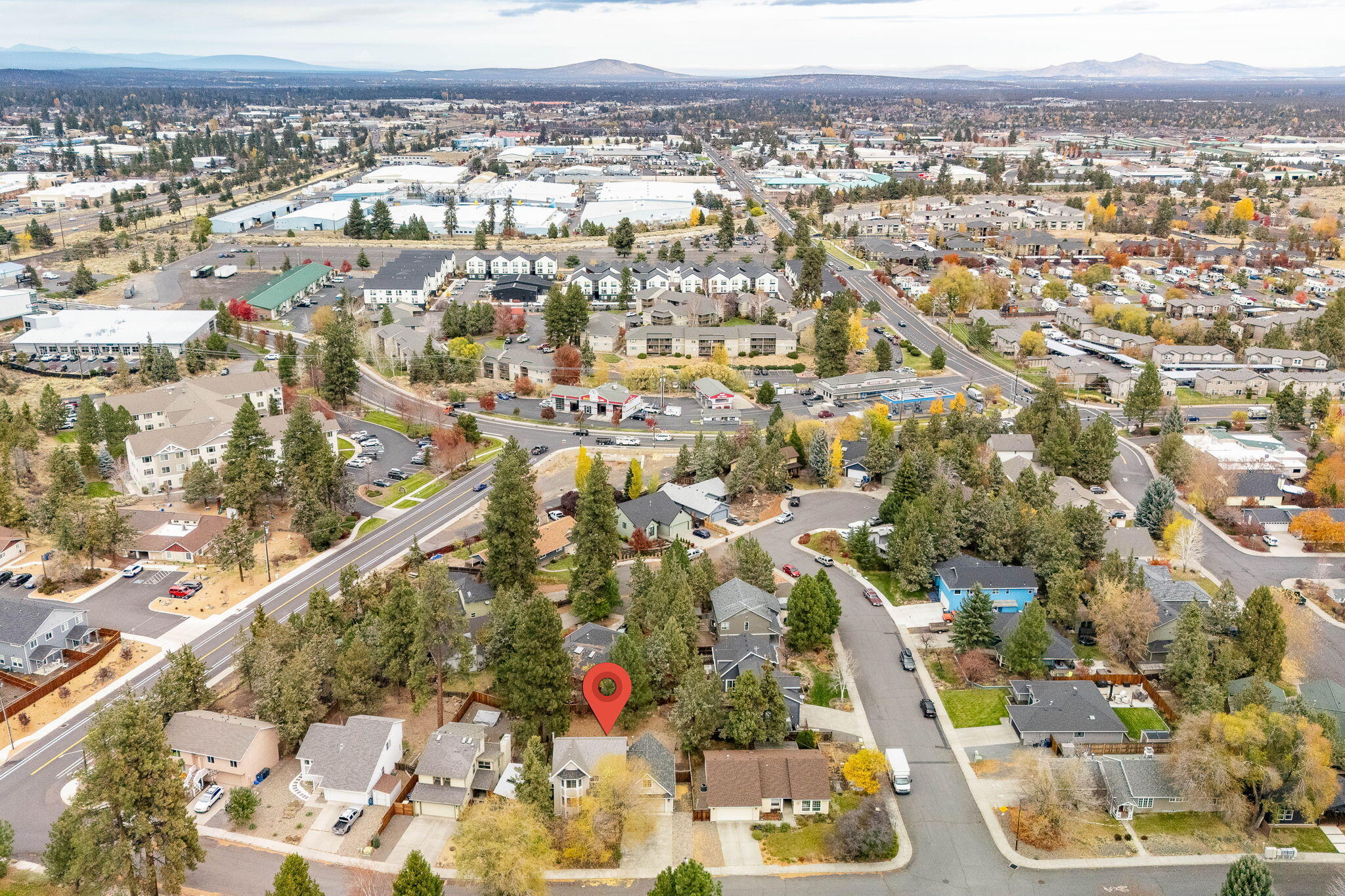 Deer Pointe Village - Residential