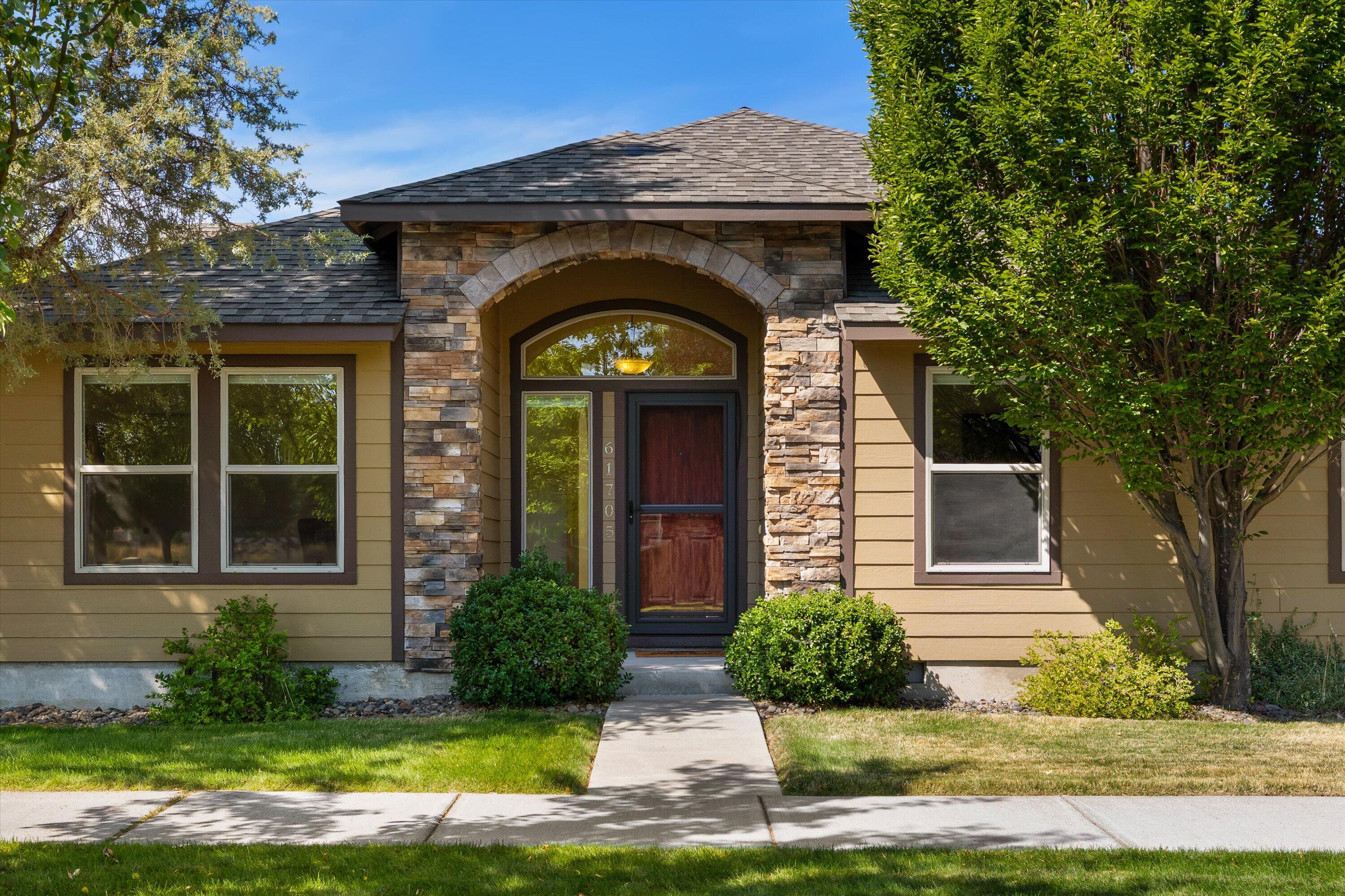 Gardenside - Residential