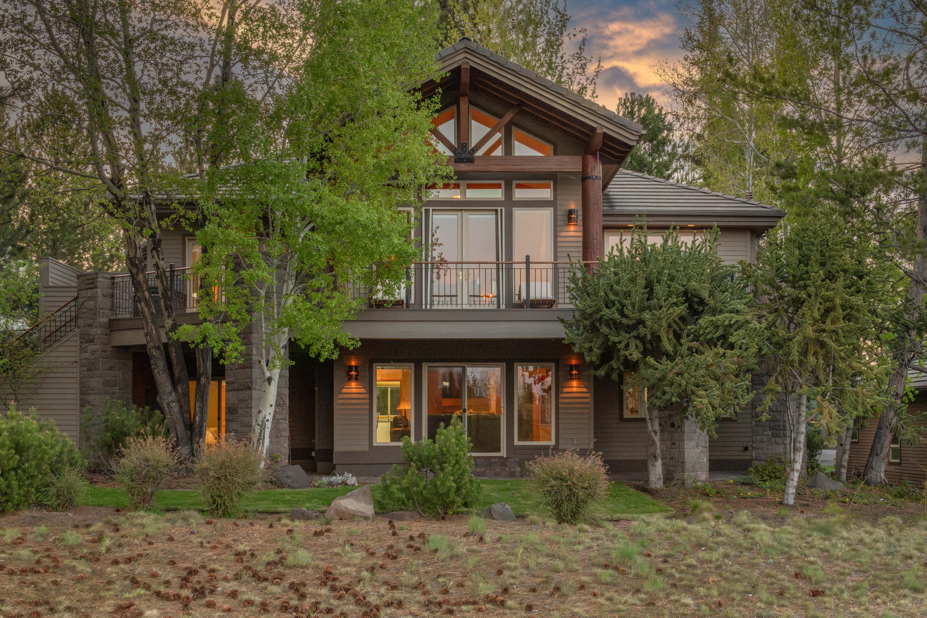 Broken Top - Residential
