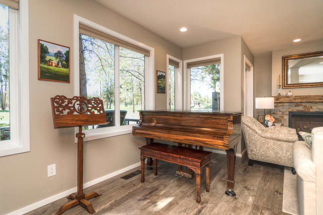 Eaglewood - Residential