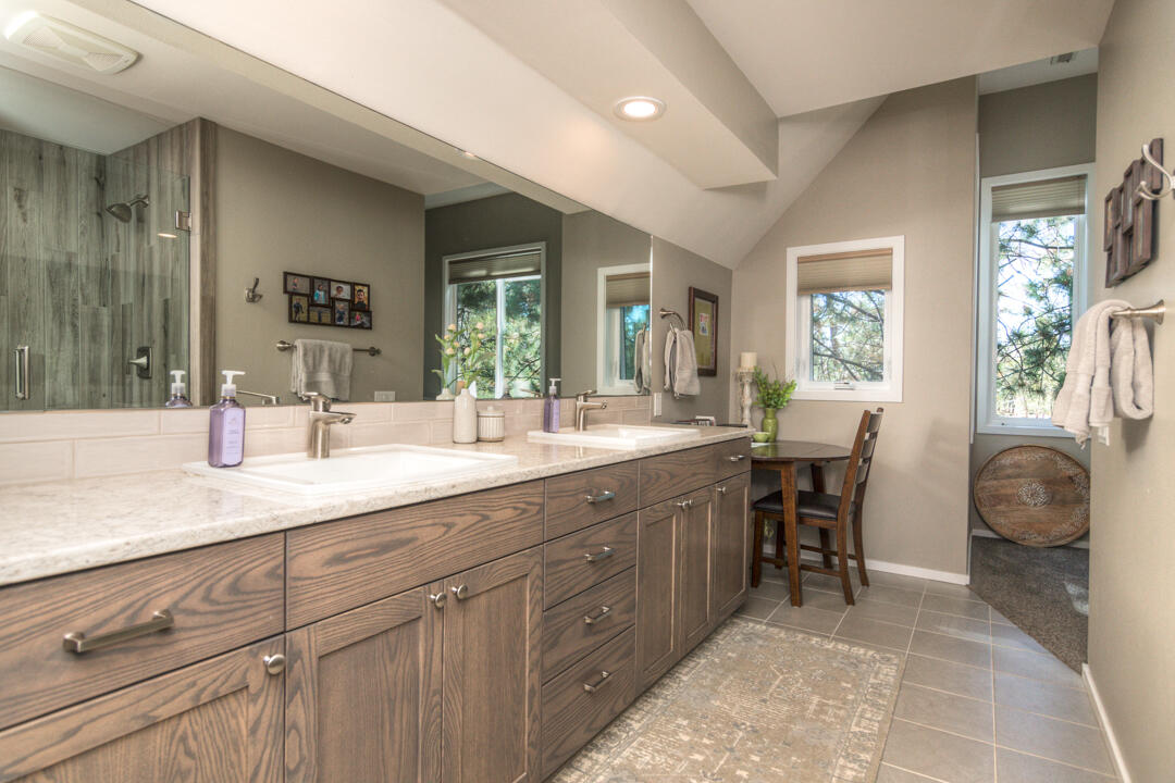 Eaglewood - Residential