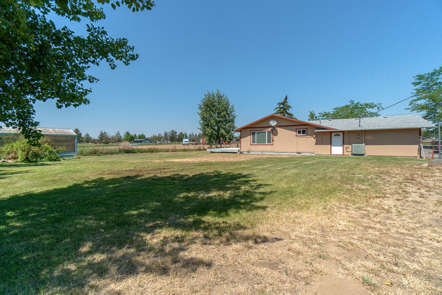 Lake Park Estate - Residential