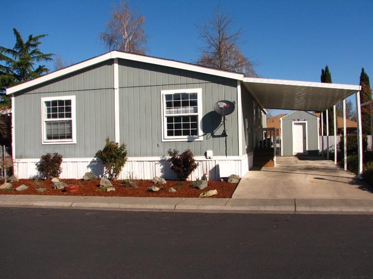 Come see this nice, clean, and bright 3 Bedroom 2 Bath 1620 Square Foot home in family Friendly Park in desirable Southwest Medford. Home has open floor plan that is perfect for entertaining family and friends. Home has split floor plan with large master suite that includes walk in closet. Separate Laundry Room with washer and dryer. Covered carport on side of the house provides plenty of covered parking.
