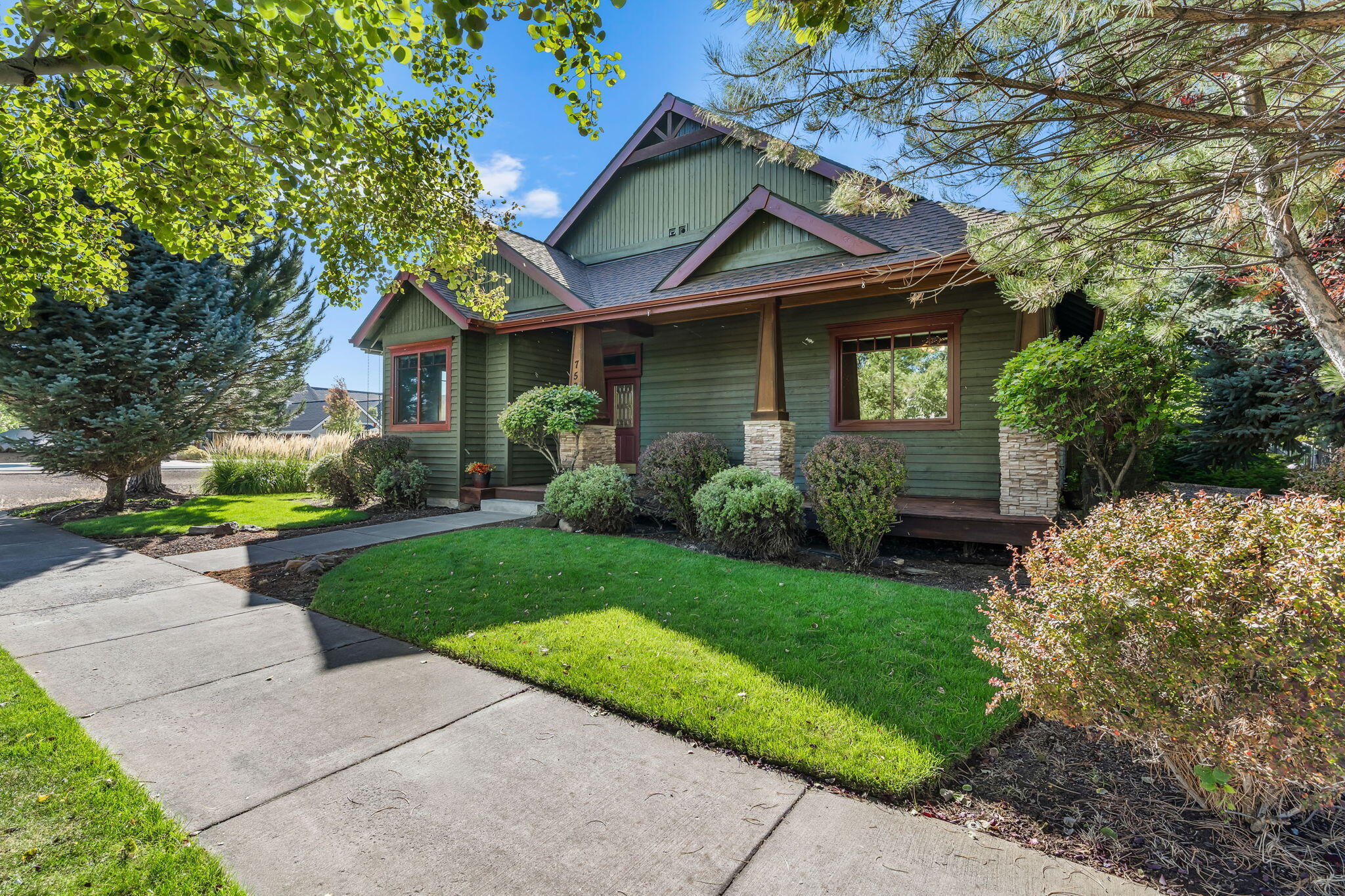 Pine Meadow Vill - Residential