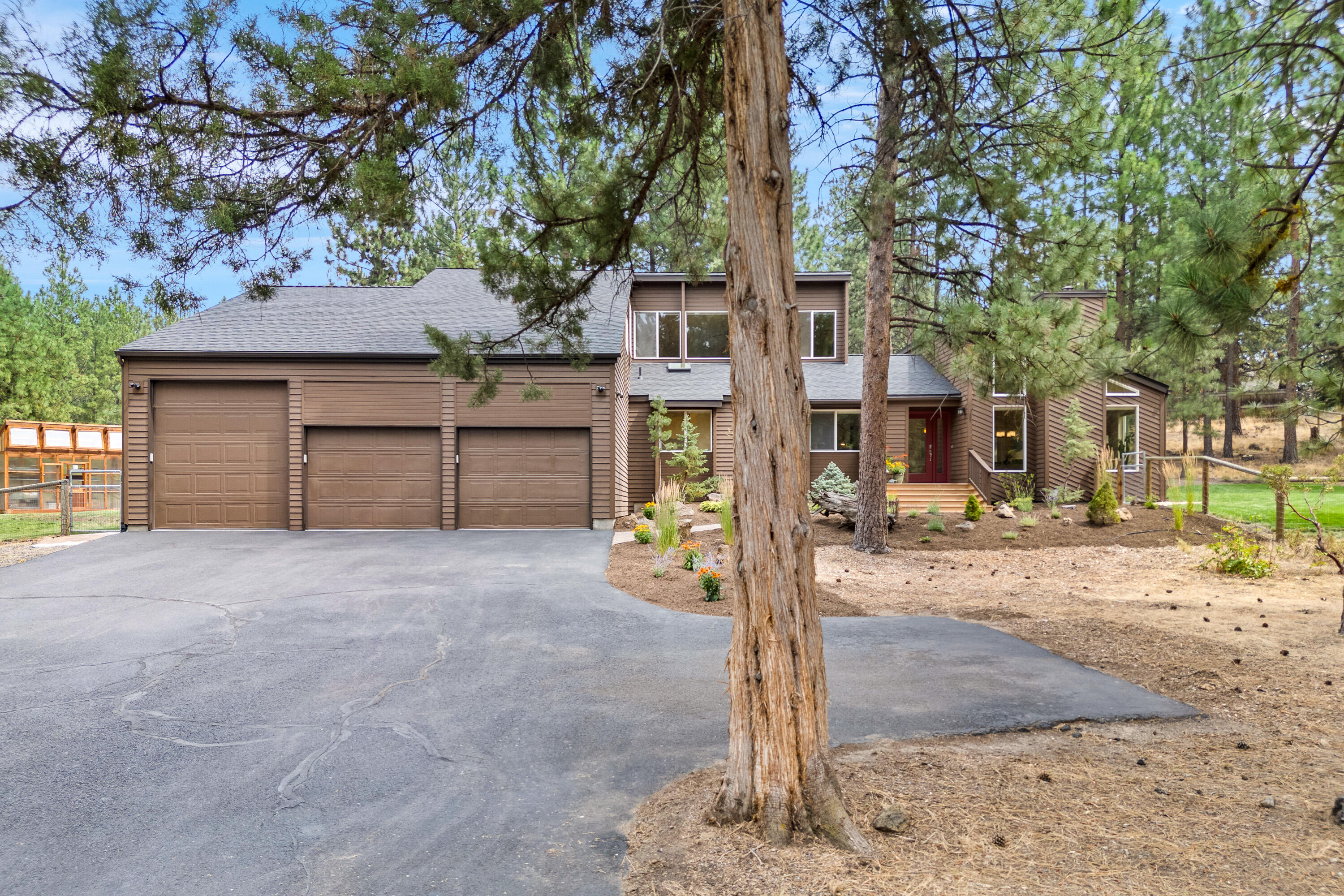Woodside Ranch - Residential