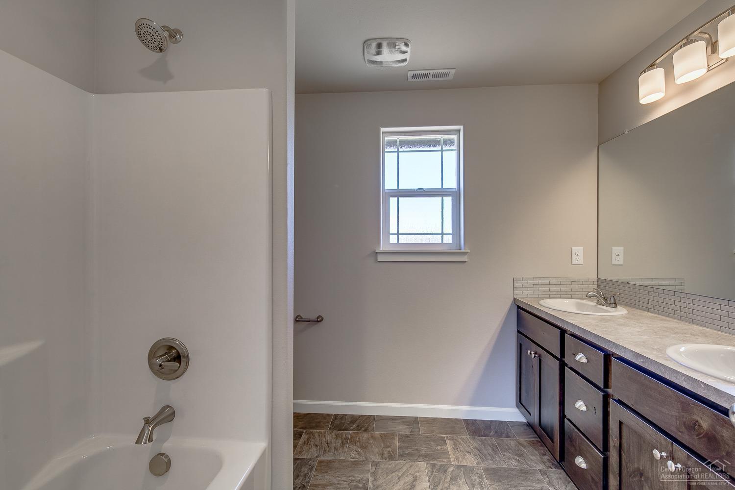 Fieldstone Crossing - Residential