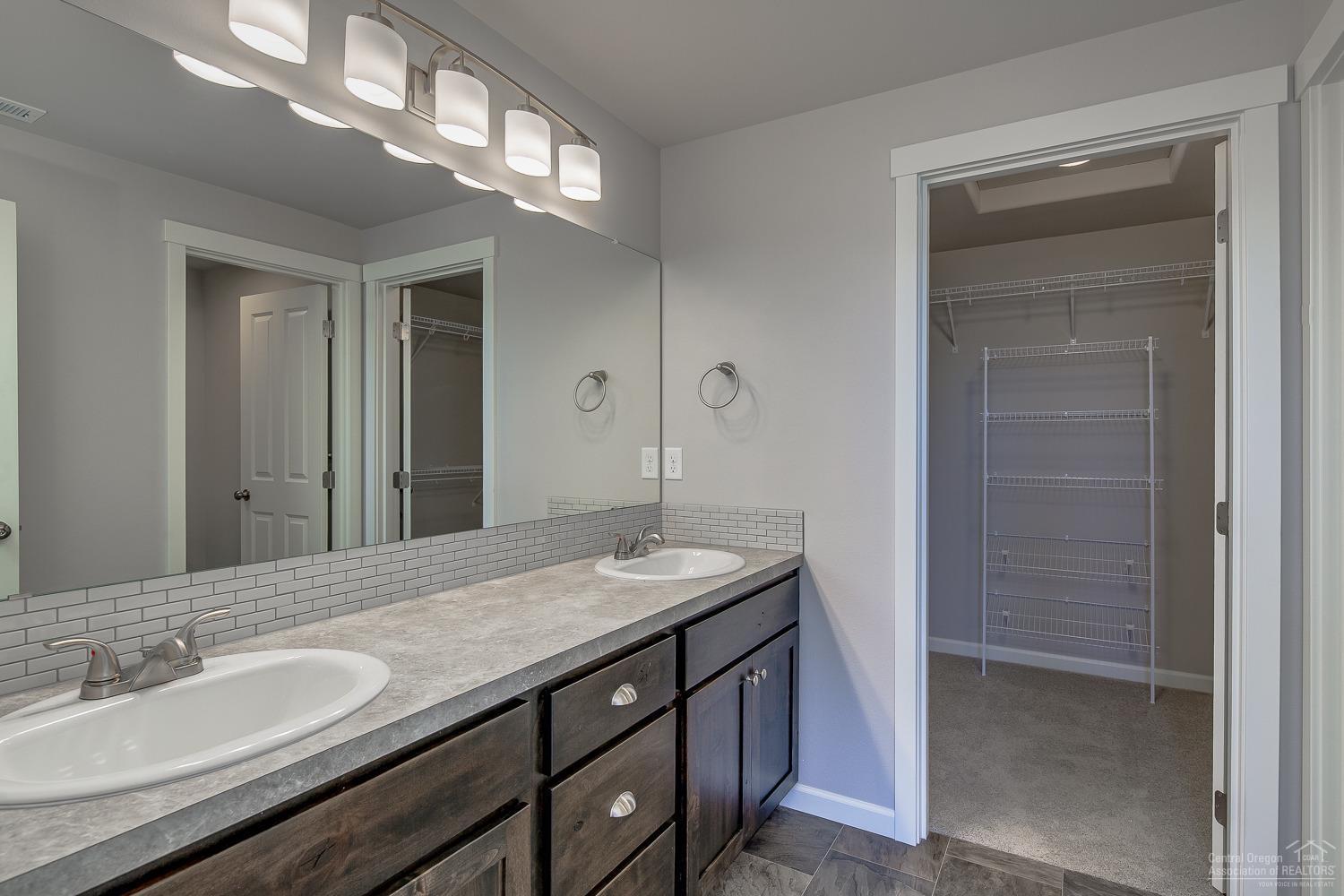 Fieldstone Crossing - Residential