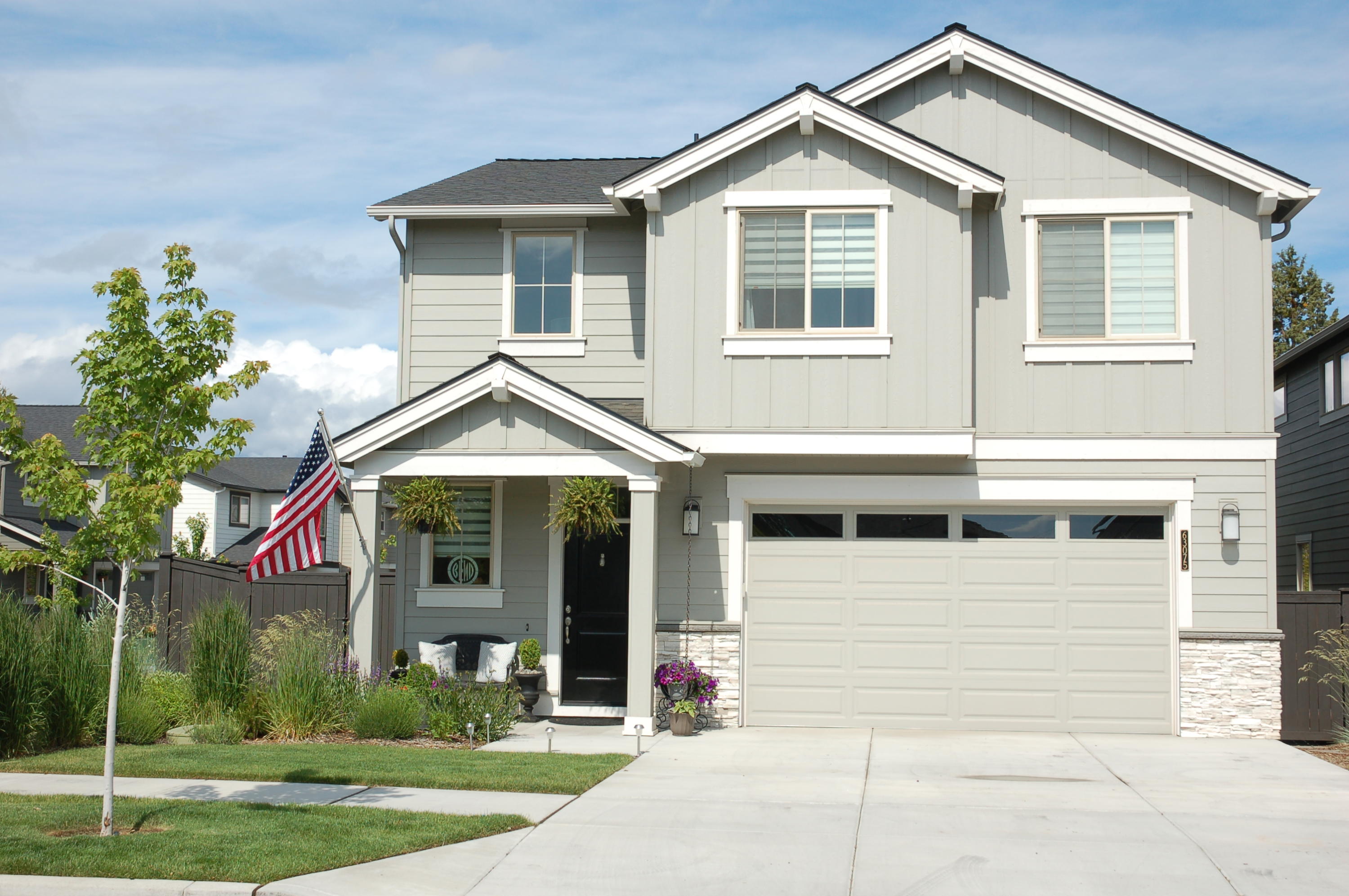 Excellent Pahlisch built home in the Lave Ridges with community neighborhood pool. Close to schools, Pine Nursery Park, shopping, restaurants & easy access to the parkway - Plus so much more! Home backs up to the natural lava rock ridge. (Parks & Rec) owners have over $39,000 into upgrades. HOA maintains front yard. Well maintained inside & out. Open floor plan with abundant back windows making inside light & bright. Kitchen with quartz counter tops, ss appliances & lots of storage. Upstairs has a large flex space loft. A home that will make anyone happy to call their own!