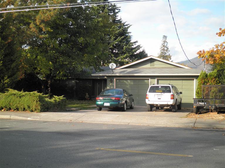 This duplex makes sense! Solid, well maintained property in great SE location. Two, 2 BR/1 BA units with garages, laundry in each unit and individually fenced backyards. Outside painted about 2 years ago and Apartment A has a Trex type deck, Property is nicely treed and shaded, creating a great little oasis in the city. Both apartments are currently rented making a great investment.