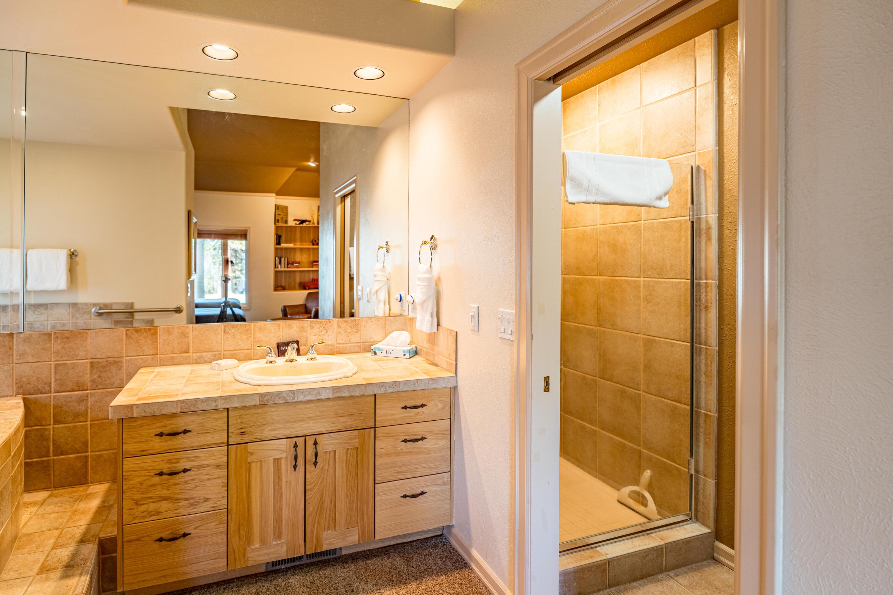 StoneTH - Residential
