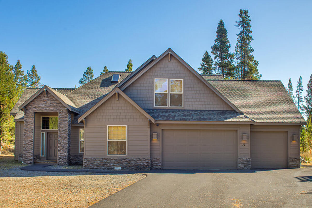 Fairway Crest Village - Residential