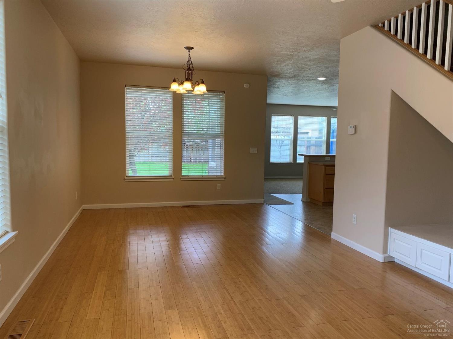 Pioneer Heights - Residential
