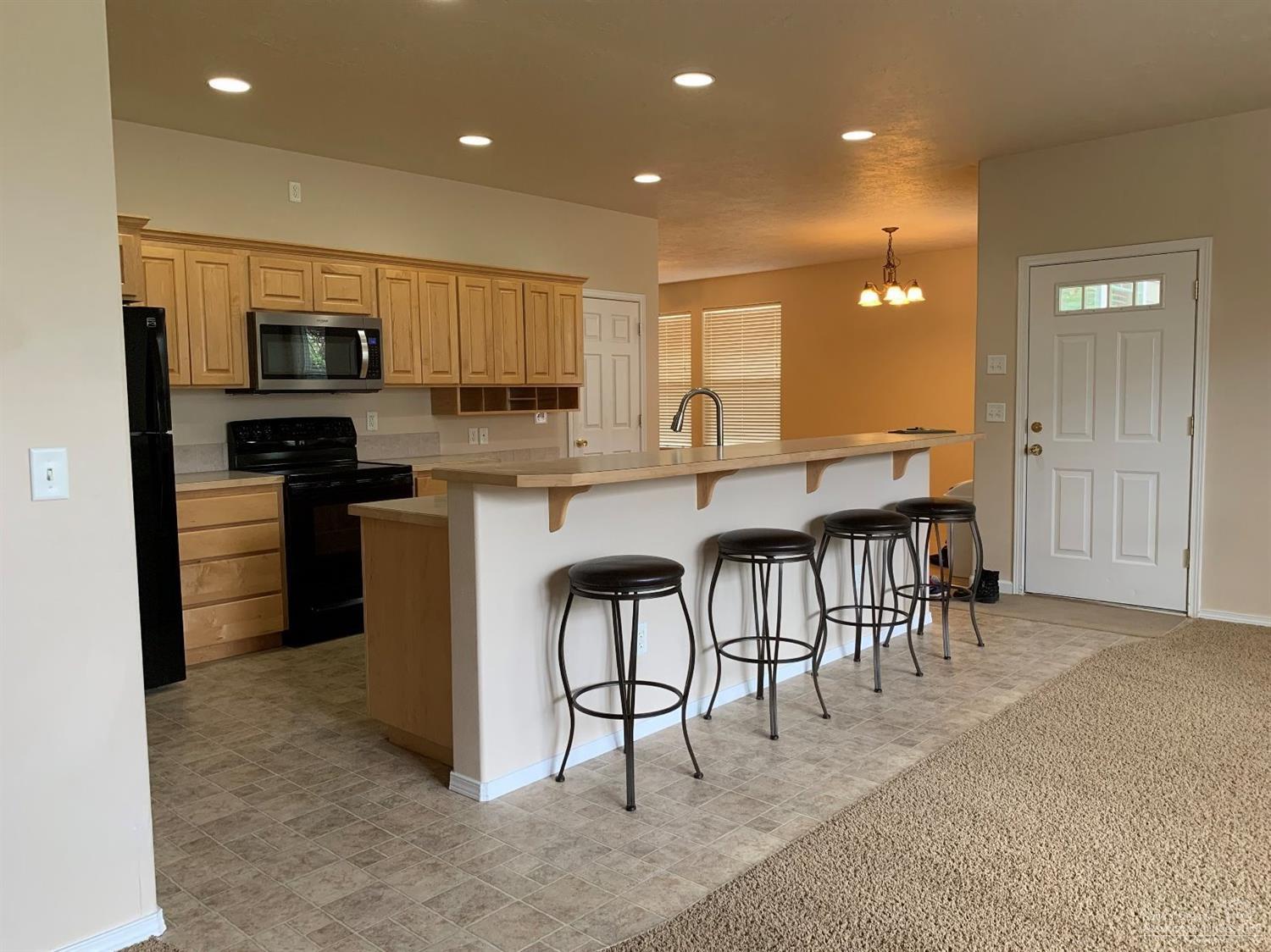 Pioneer Heights - Residential