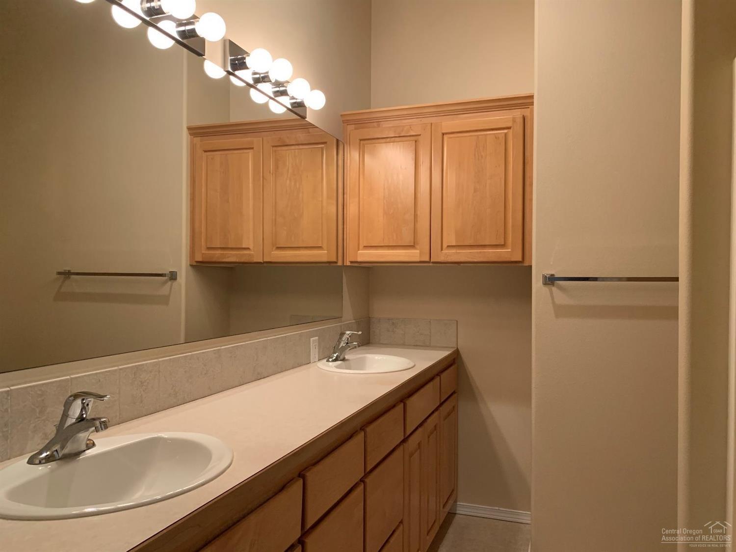 Pioneer Heights - Residential