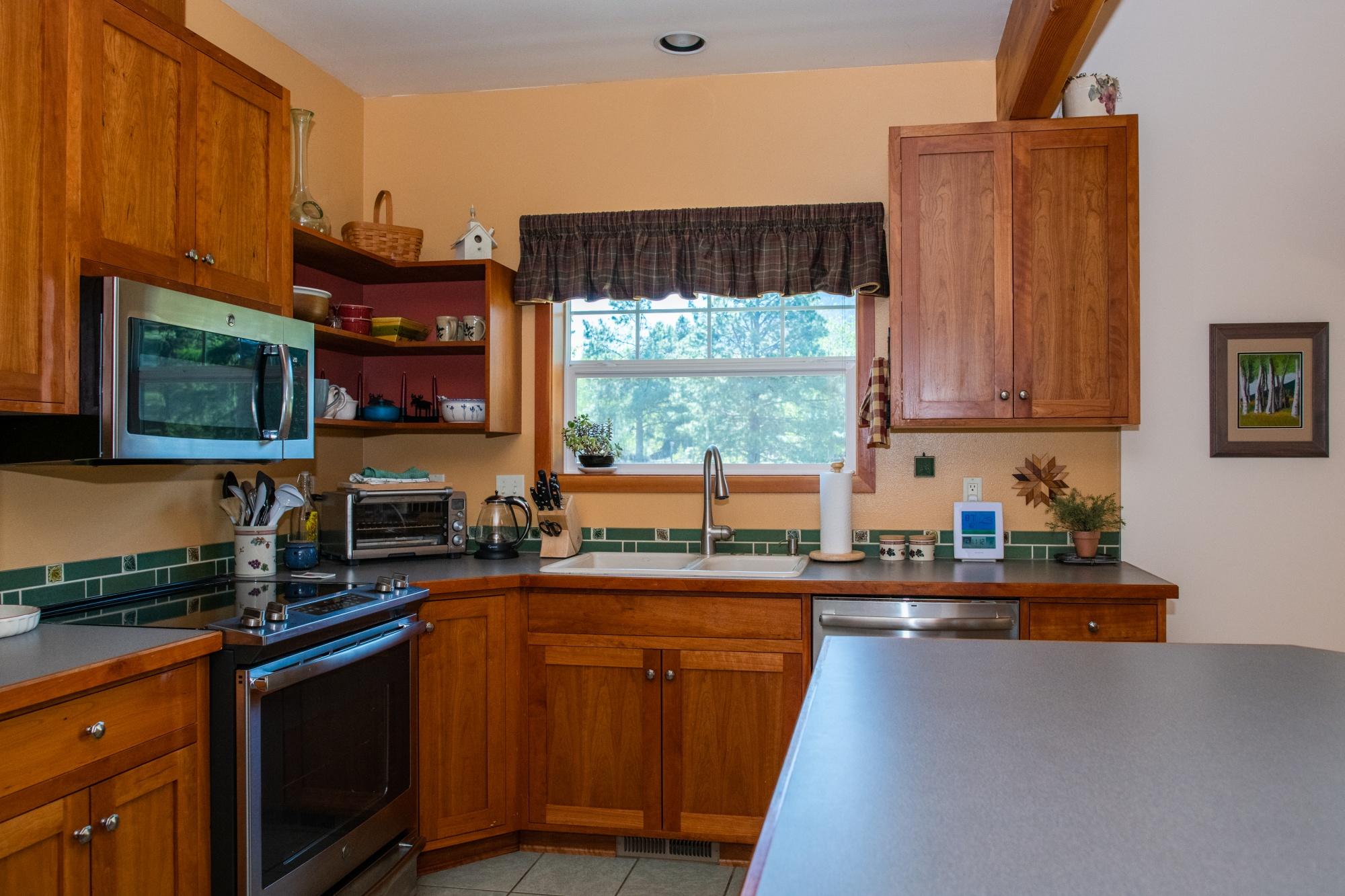 Metolius Meadows - Residential