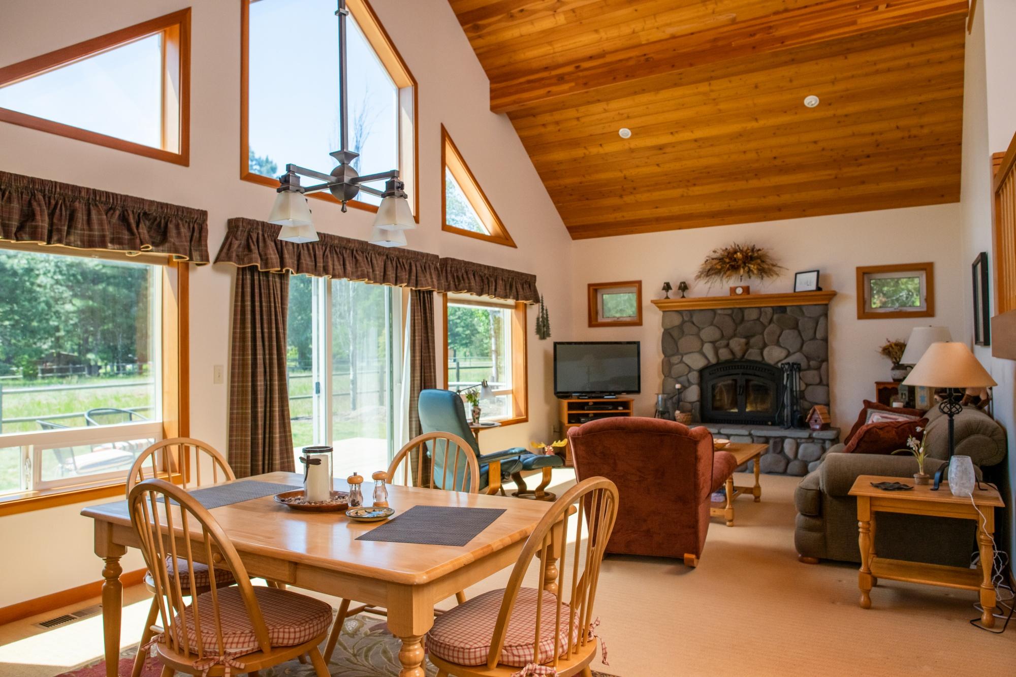 Metolius Meadows - Residential