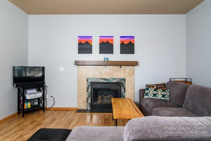 Torryn's - Residential