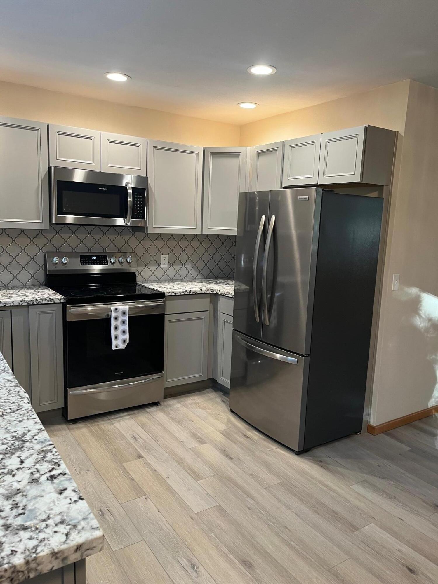 Crane Prairie Est - Residential