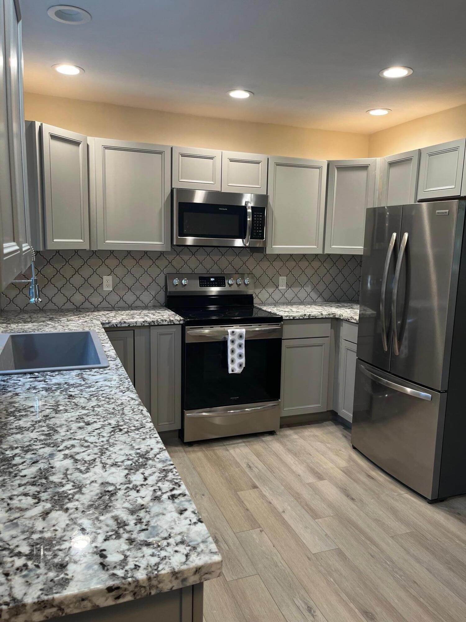 Crane Prairie Est - Residential