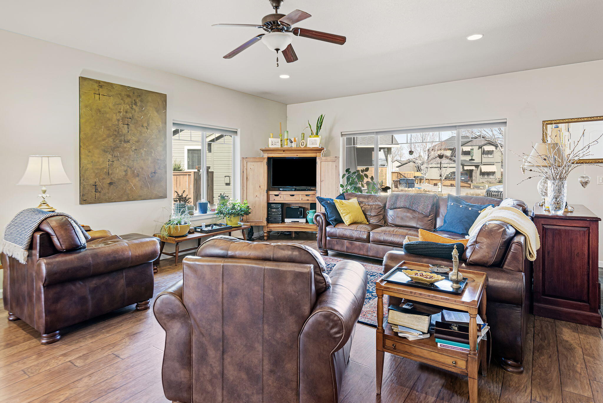Two Bar Estates - Residential