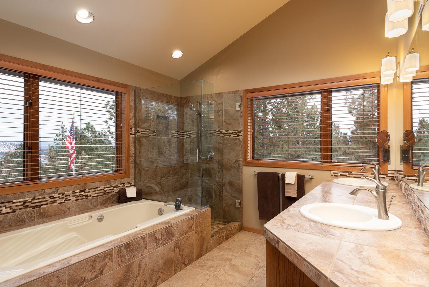 Awbrey Butte - Residential