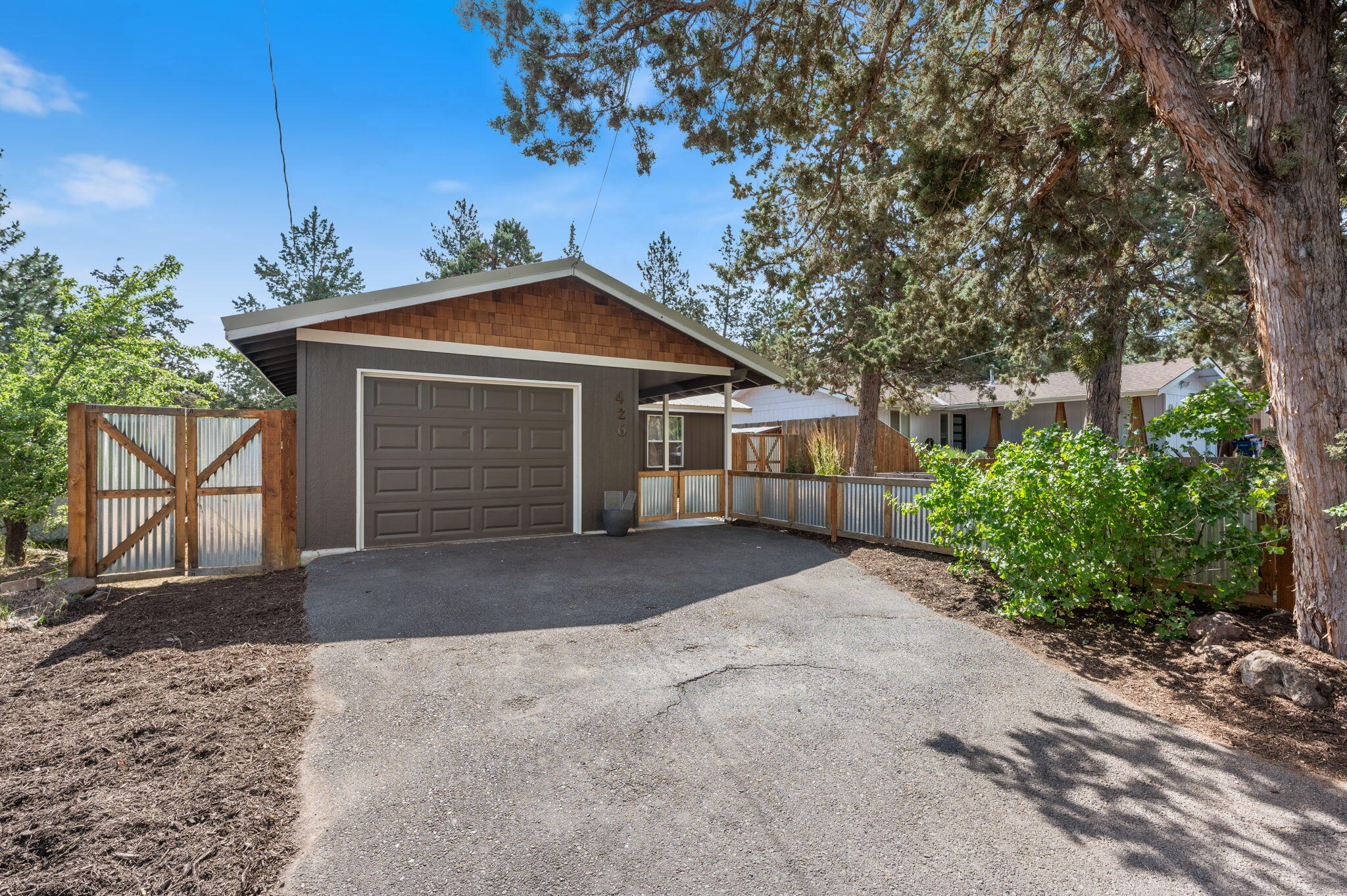 Larkspur - Residential