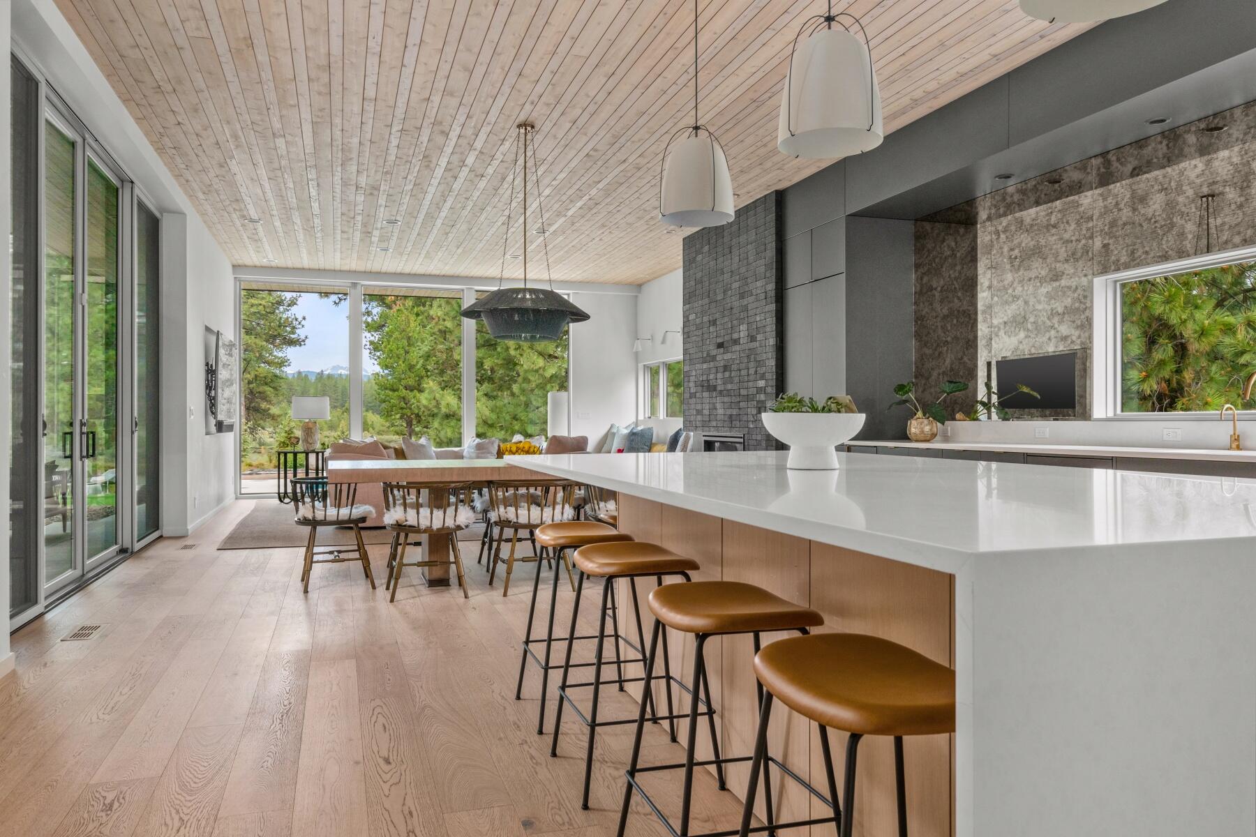 The Highlands at Broken Top - Residential