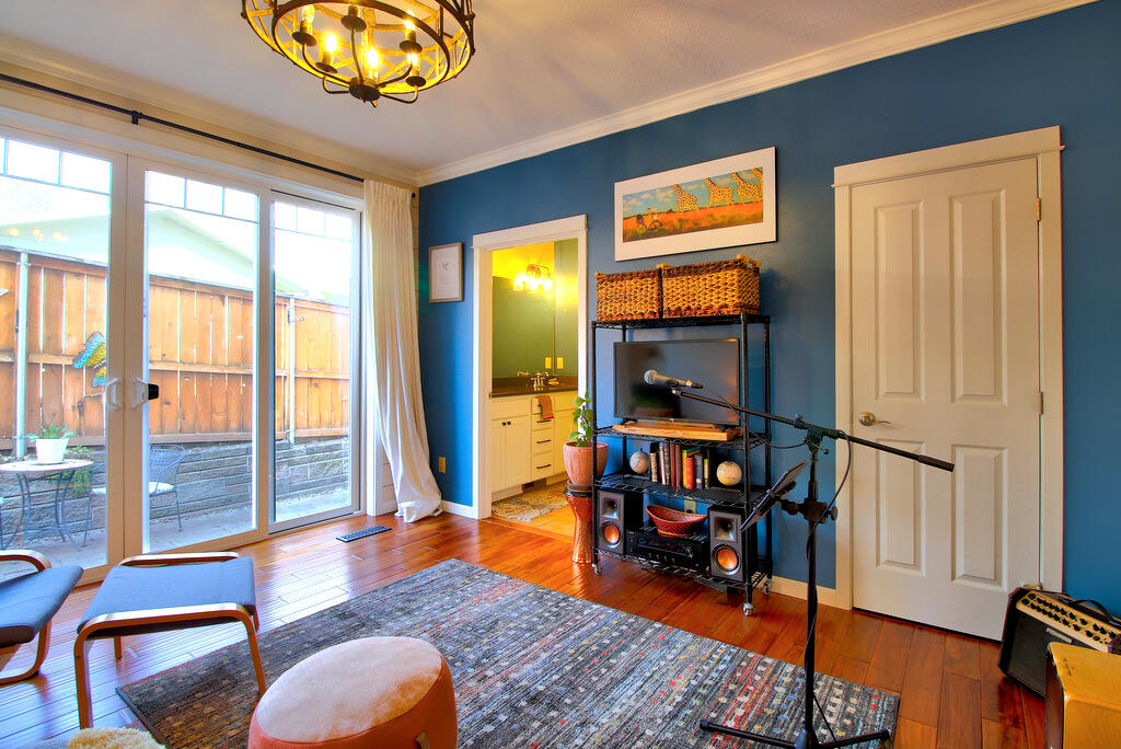 Brookview - Residential