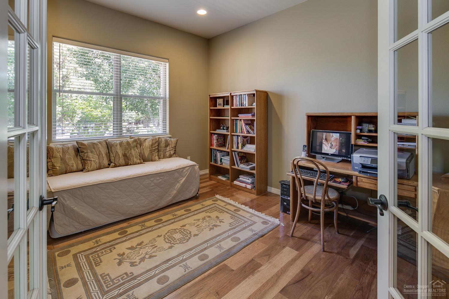 Eagle Crest - Residential