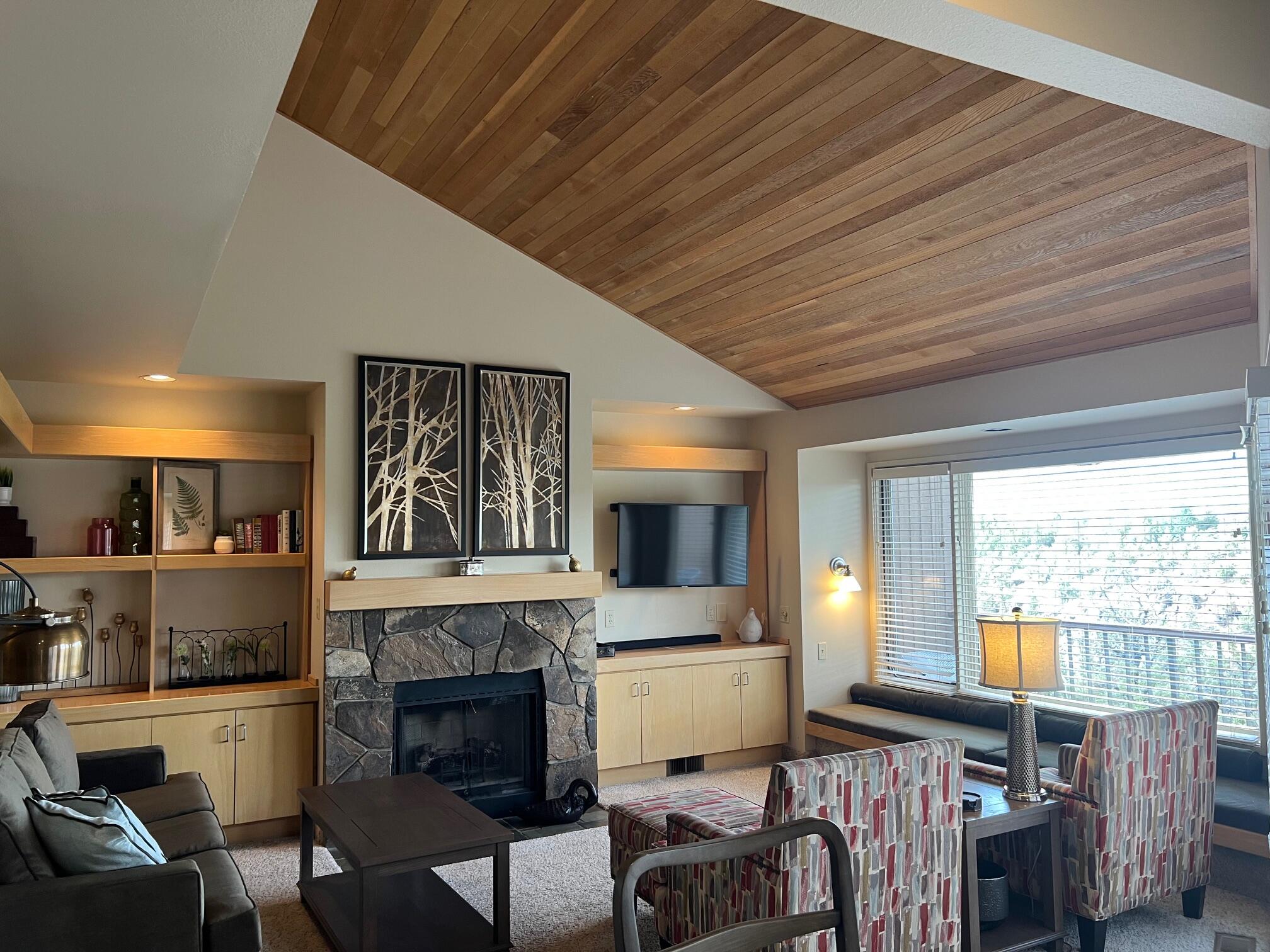 Eagle Crest - Residential