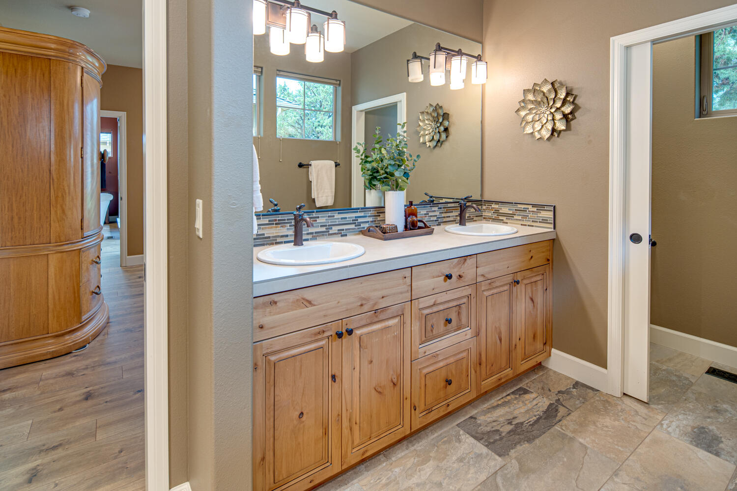 Eagle Crest - Residential