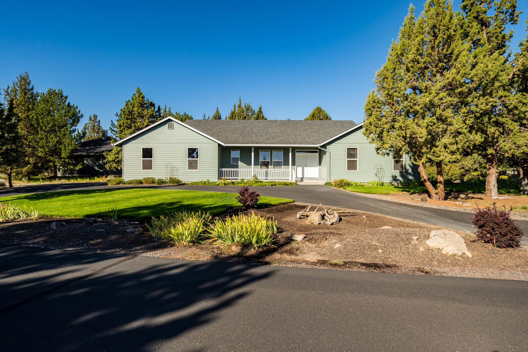 Eagle Crest - Residential