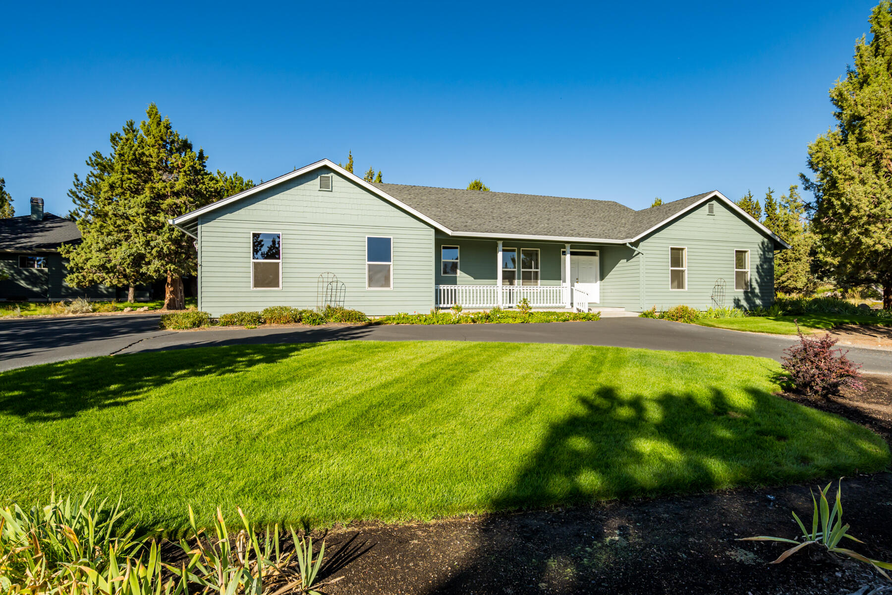 Eagle Crest - Residential