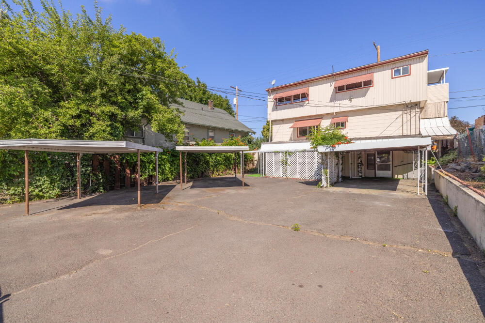 Klamath Falls -Hot Springs Addition - Residential Income