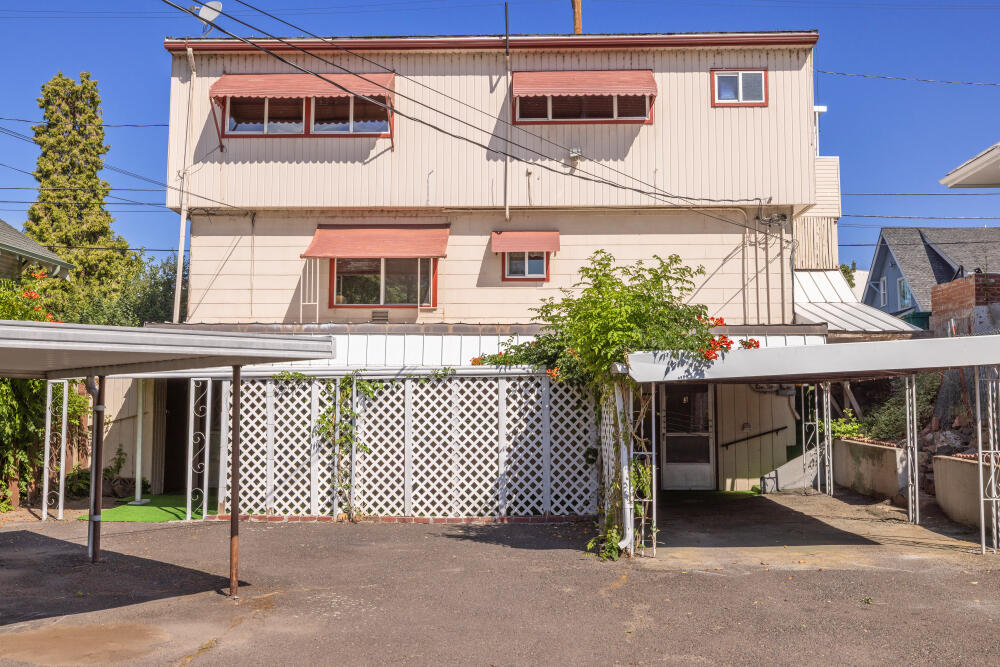 Klamath Falls -Hot Springs Addition - Residential Income