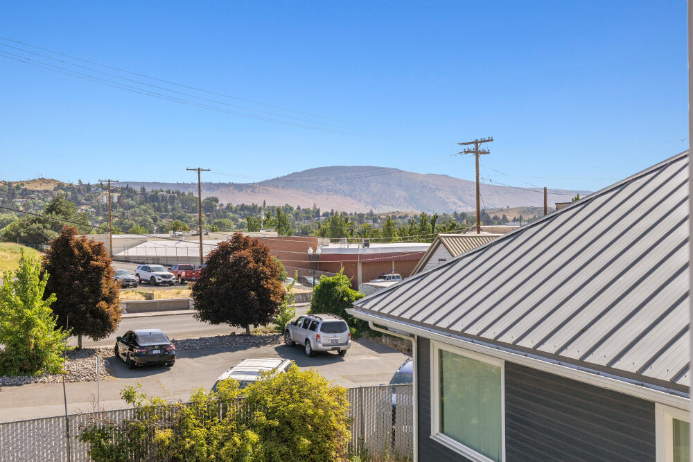 Klamath Falls -Hot Springs Addition - Residential Income
