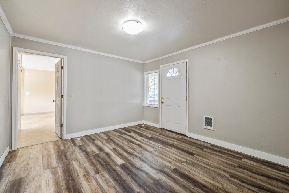 Klamath Falls -Hot Springs Addition - Residential Income