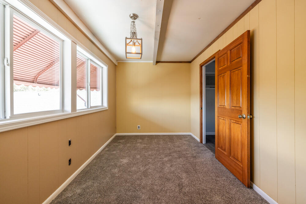 Klamath Falls -Hot Springs Addition - Residential Income