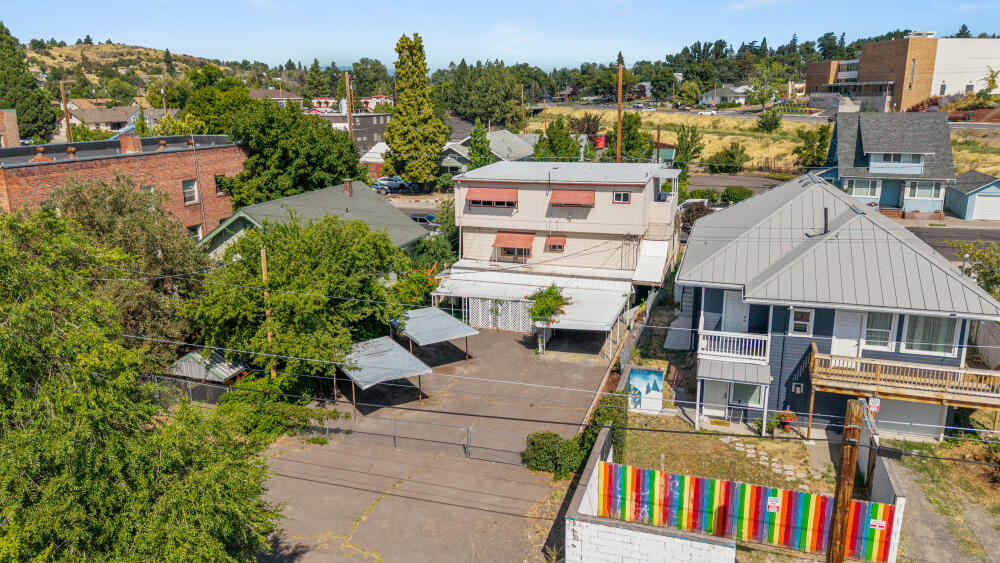 Klamath Falls -Hot Springs Addition - Residential Income
