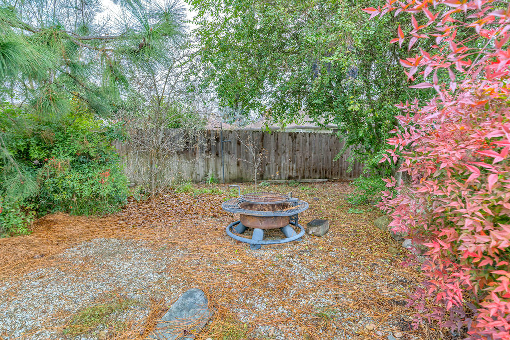 Pine Crest Court Subdivision - Residential