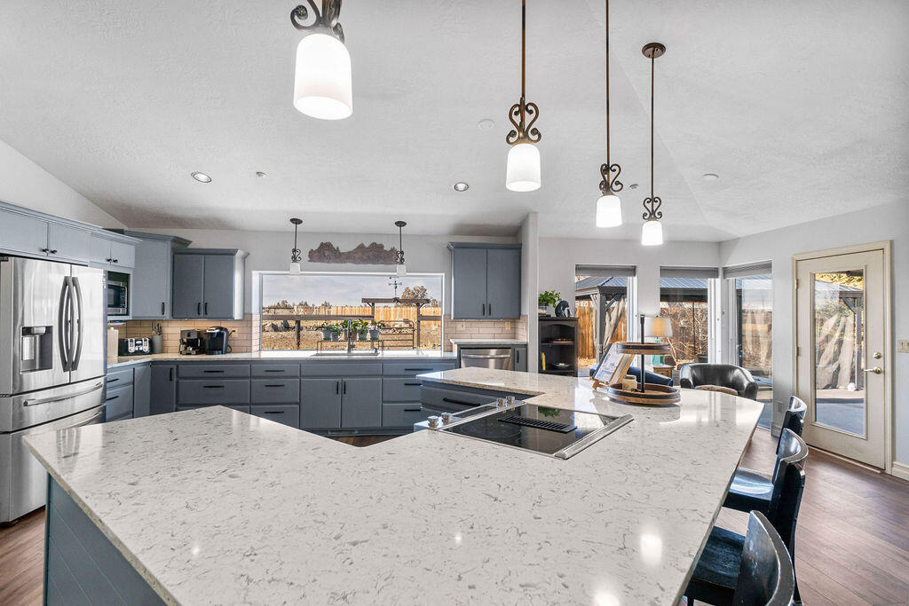 West Powell Butte Es - Residential