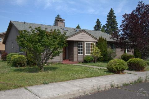Great Neighborhood, Super Layout, This home has it all. As you walk the in the front door you are greeted by vaulted ceilings with skylights, a see through brick fire place, and a ton of natural light. Great master separation with a walk in closet and jetted tub. Beautiful mature landscaping. The garage has a ton of built in storage as well as a work bench- plus a small storage shed. Did we mention it has central AC!?