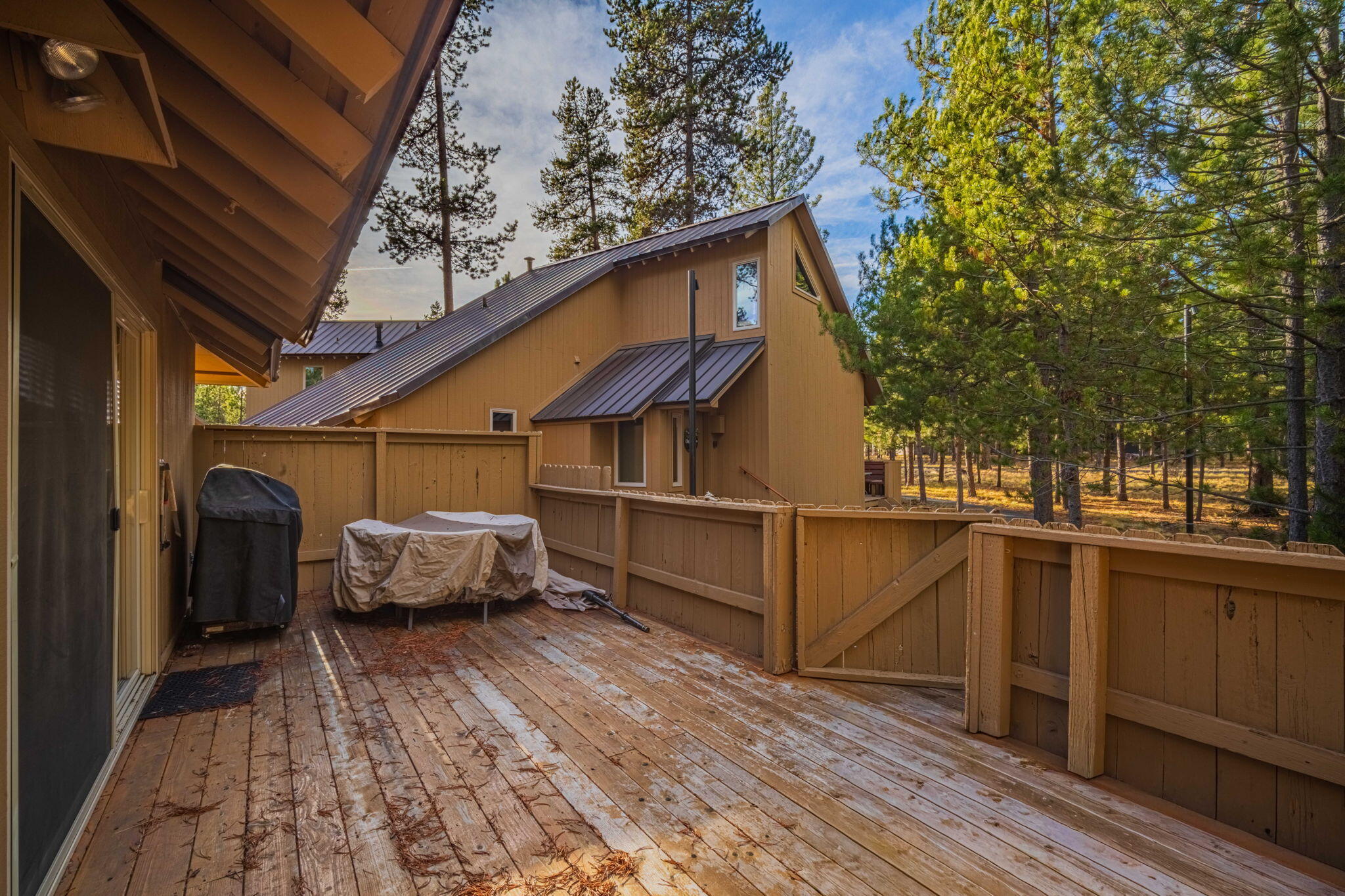 Cluster Court - Residential