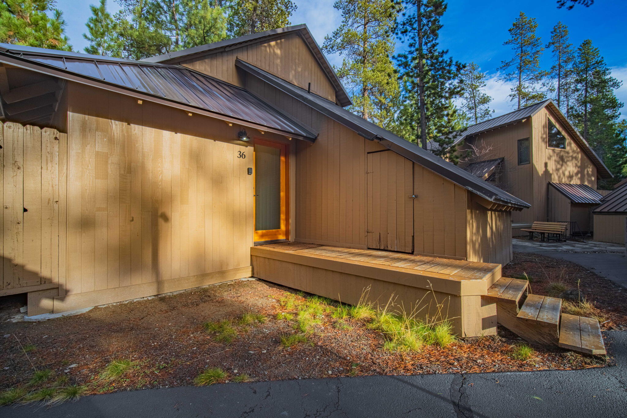 Cluster Court - Residential